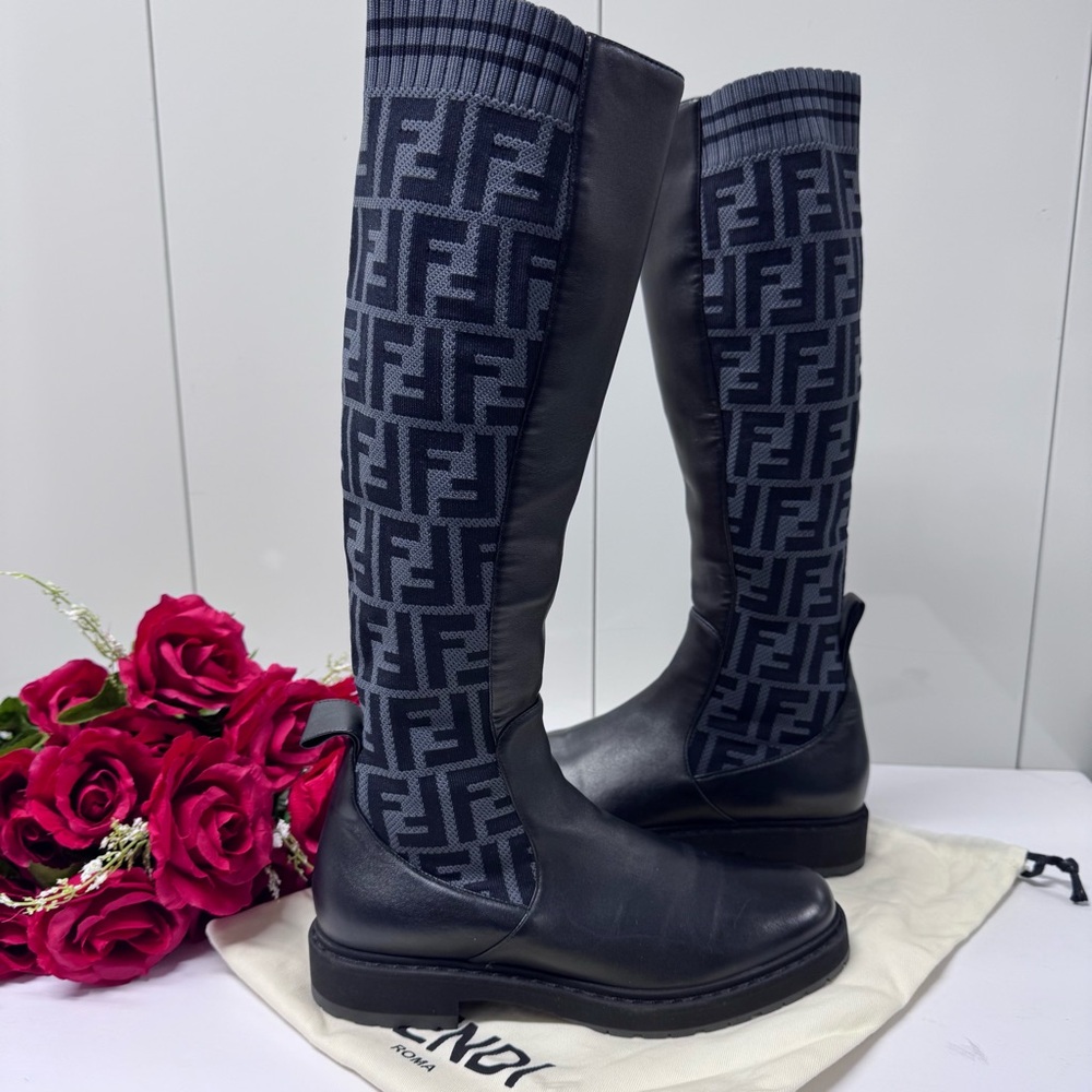 🇮🇹UNUSED FENDI FF ZUCCA KNEE BOOTS - Picture 4 of 9